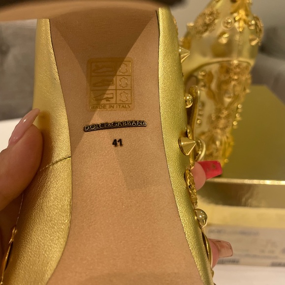 Dolce and Gabbana Good shoes - Picture 4 of 6